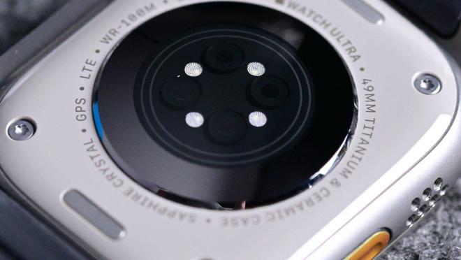供应链称Apple Watch Ultra 4将大改，传感器数量据称翻倍