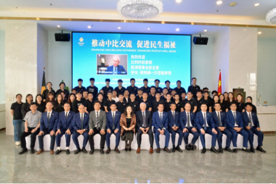 云图片