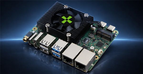 行业首次！5年前的高通三代骁龙8cx做成迷你主板：799元起