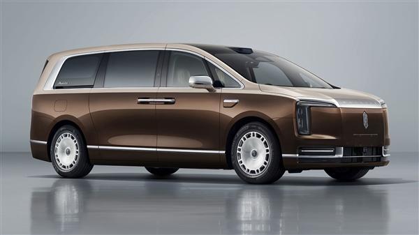 余承东官宣：尊界V800定位超高端MPV