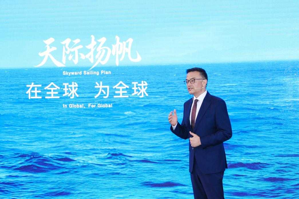 东风天际扬帆战略发布 四大品牌矩阵亮相香港车博会