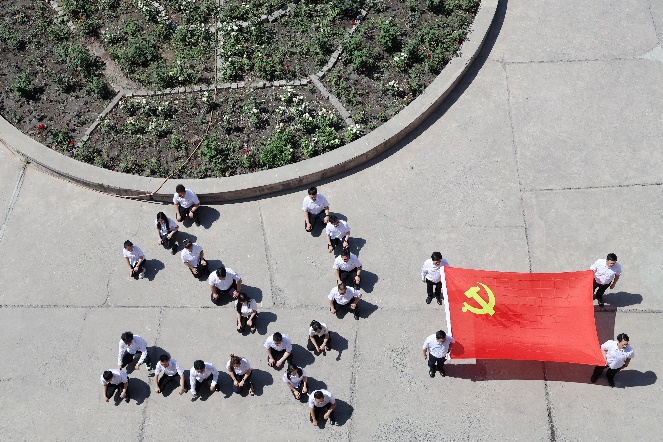 如图片无法显示,请刷新页面