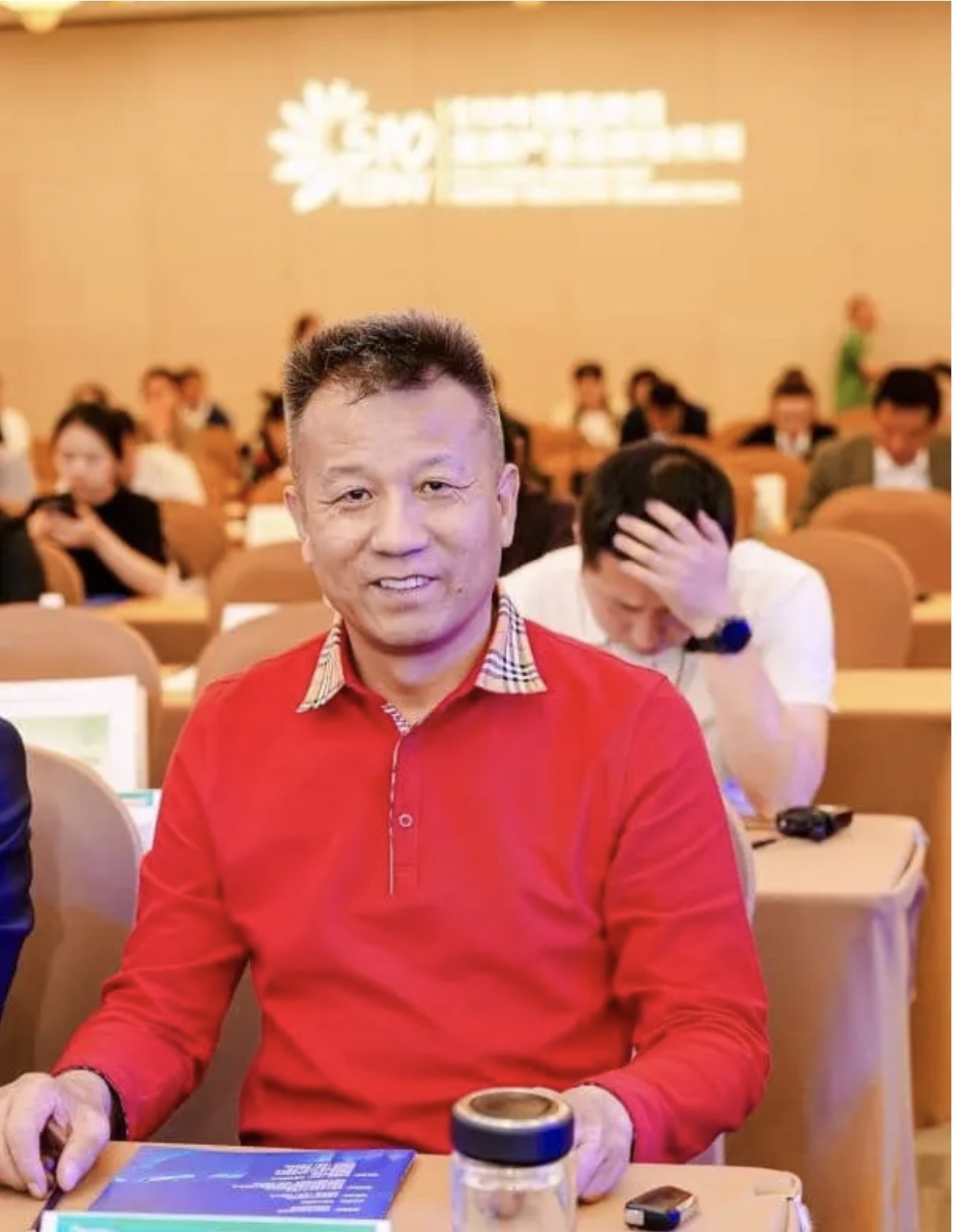 如图片无法显示,请刷新页面