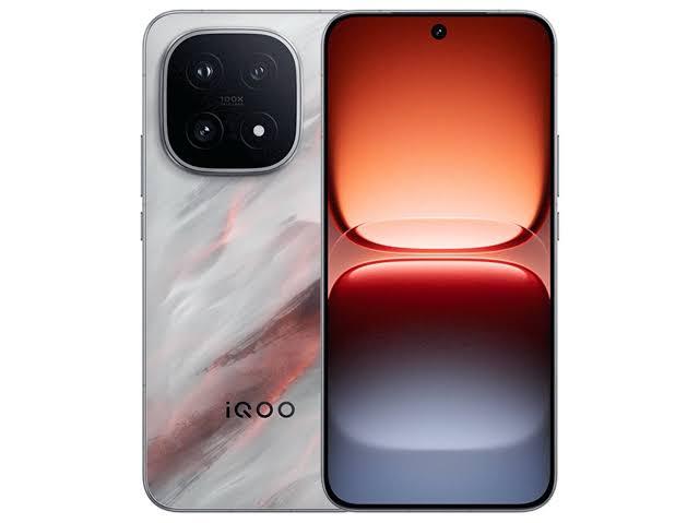 曝iQOO 16工程机测试1115系高规格对称双扬