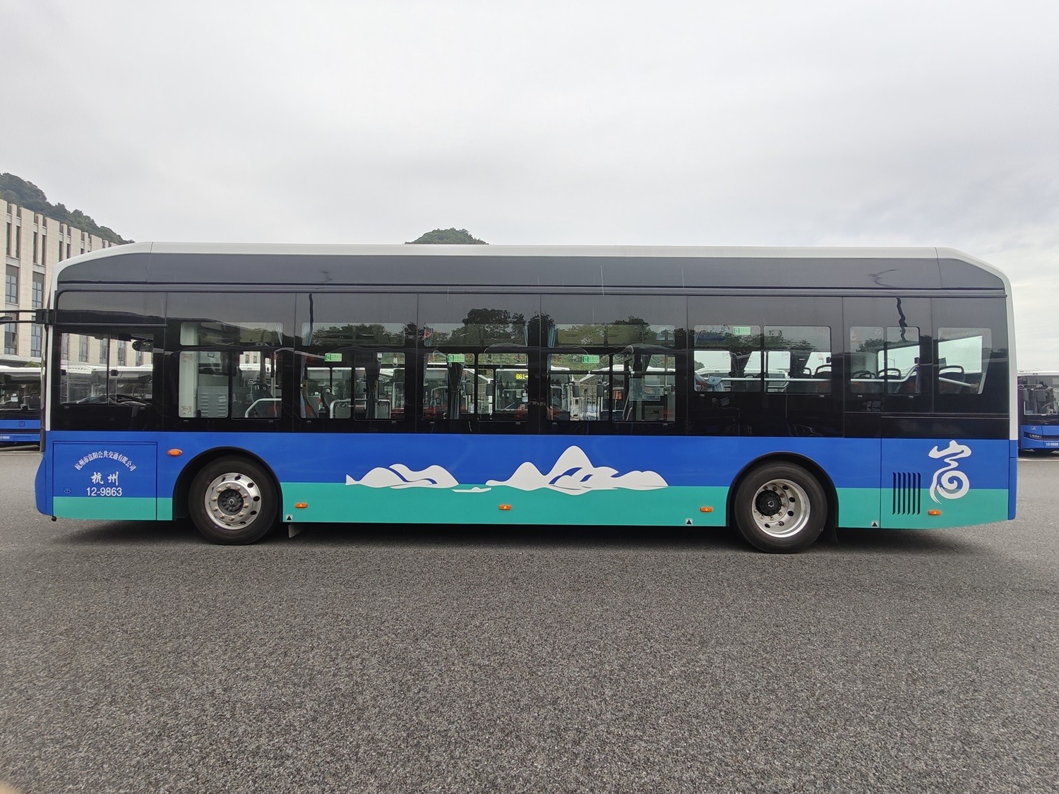 4、C10E 单车.jpg