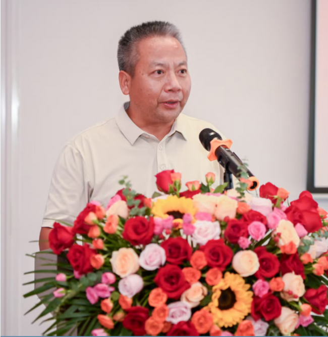 深圳市合正艺术博物馆创始人李伟青