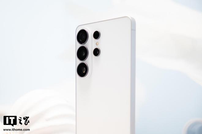 增幅约14%：曝三星Galaxy S27 Ultra手机额定5534mAh电池