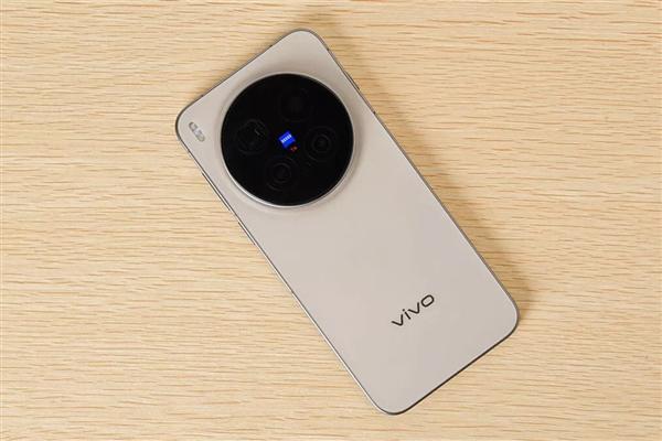 vivo X500系列官宣9月发布！共三款：X500、X500 Pro、X500 Pro Max