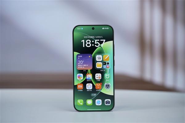 雷军宣布9月是小米科技大月！小米18 Fold月初登场、18 Pro系列月底发布