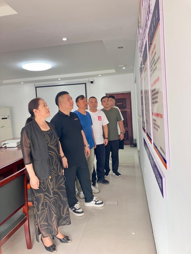 媒产深度融合 聚力产业升级《法治中国》频道走访调研贵阳粮油企业商会