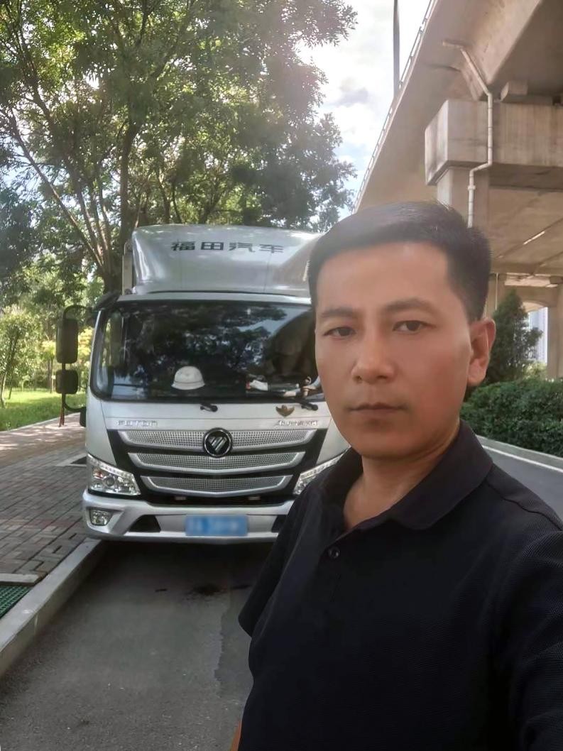 同行十年,初心不改|张师傅:高端轻卡怎么选?我认准欧马可