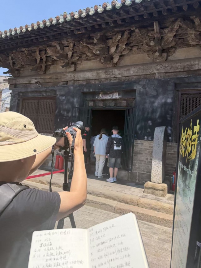 让AI成为古建壁画的